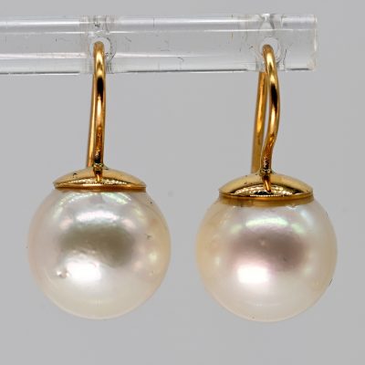 Los Nr. 161 Paar Ohrgehänge mit Süßwasserperlen, Goldschmiedearbeit NM, 21. Jh.