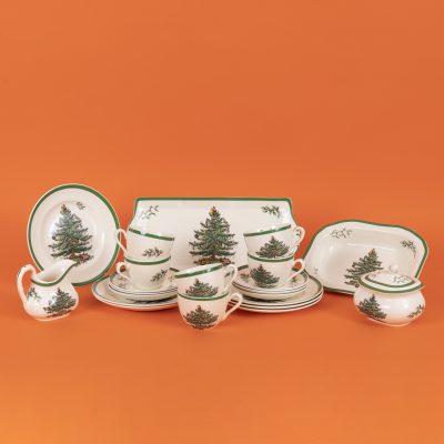 Los Nr. 247 Kaffee-Service für 6 Personen, Dekor “Christmas Tree”, Spode, England um 1980