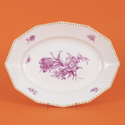 Los Nr. 253 Anbietplatte mit Blumendekor, Nymphenburg, München, 20. Jahrhundert