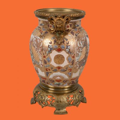 Los Nr. 284 Satsuma-Vase mit Metallmontierung, Japan, Meiji-Epoche
