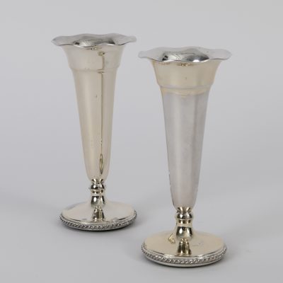 Los Nr. 311 Paar silberne Vasen, Jakob Grimminger, Schwäbisch Gmünd, 2. Hälfte 20. Jahrhundert