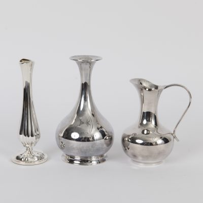 Los Nr. 323 Drei verschiedene Vasen, Deutschland, 20. Jahrhundert