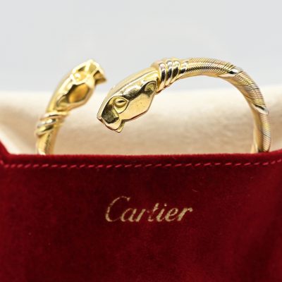 Los Nr. 100 Goldene Armspange in Tricolor, Modell „Cougner Panthere”, CARTIER, Paris, 90er Jahre