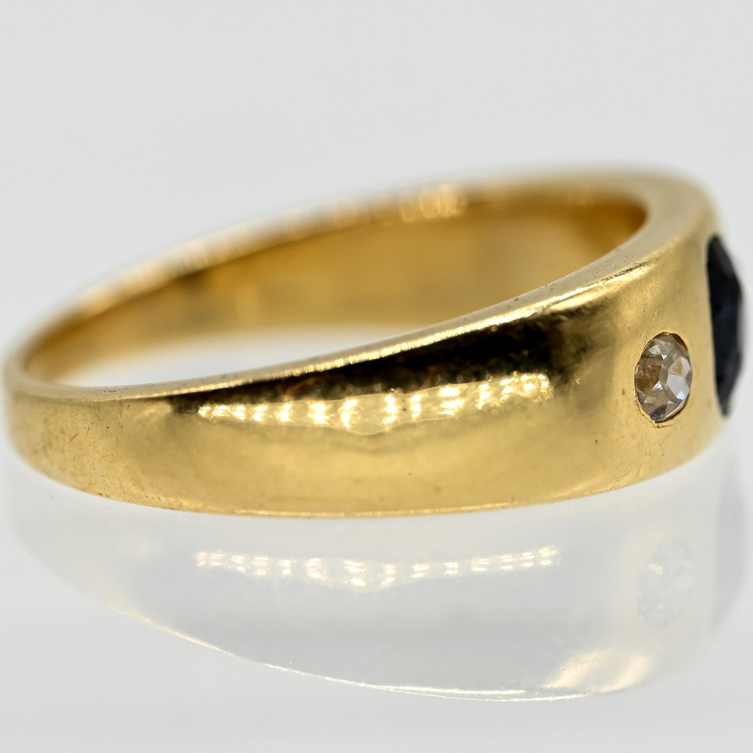 Fotos für Onlinekatalog zur 99. Auktion am  08.03.2026