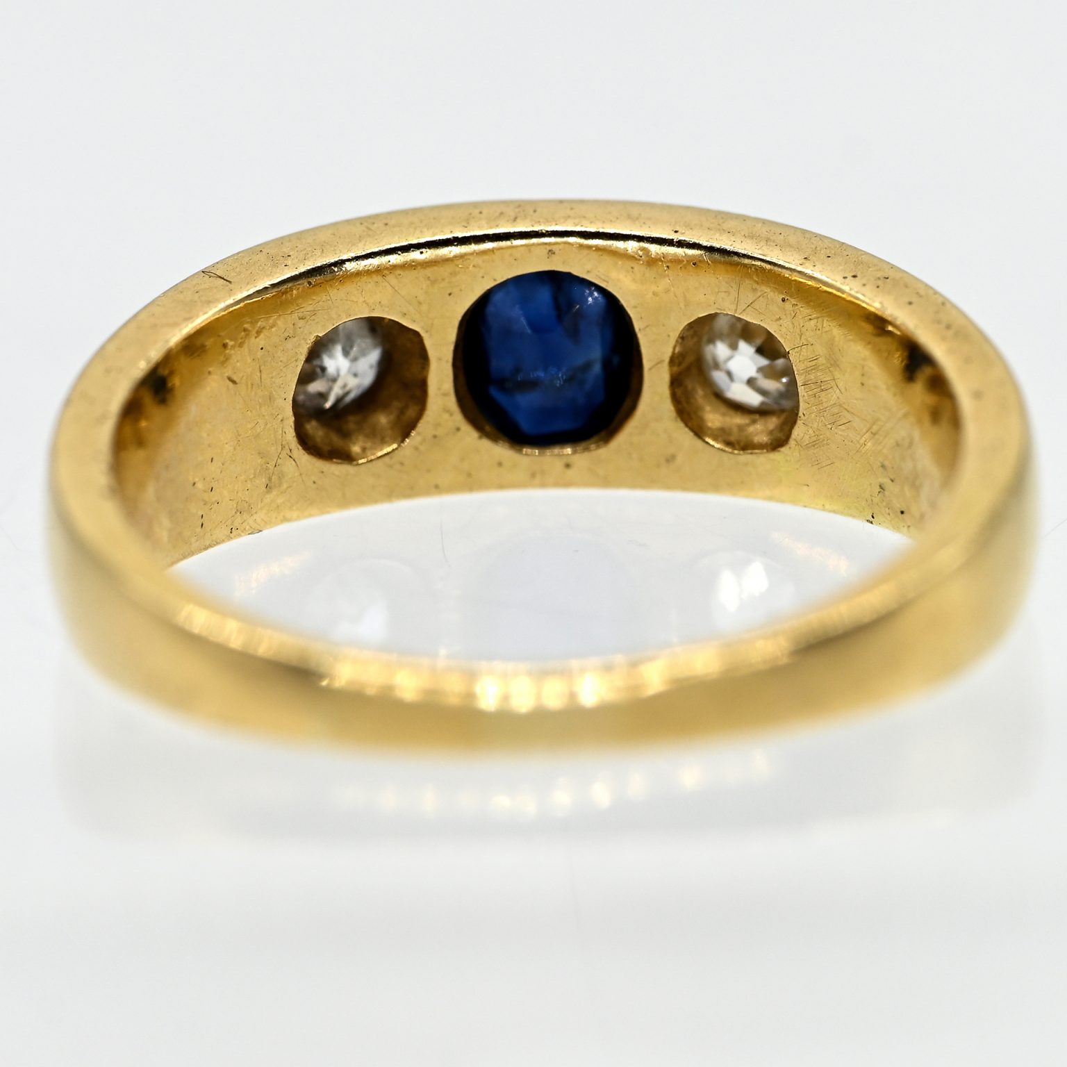 Fotos für Onlinekatalog zur 99. Auktion am  08.03.2026