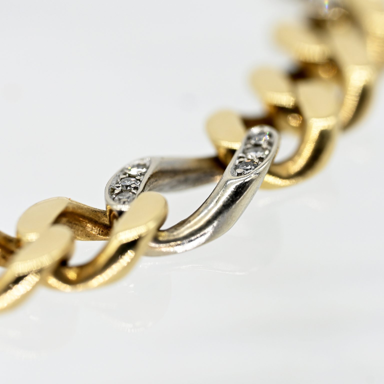 Fotos für Onlinekatalog zur 99. Auktion am 08.03.2026