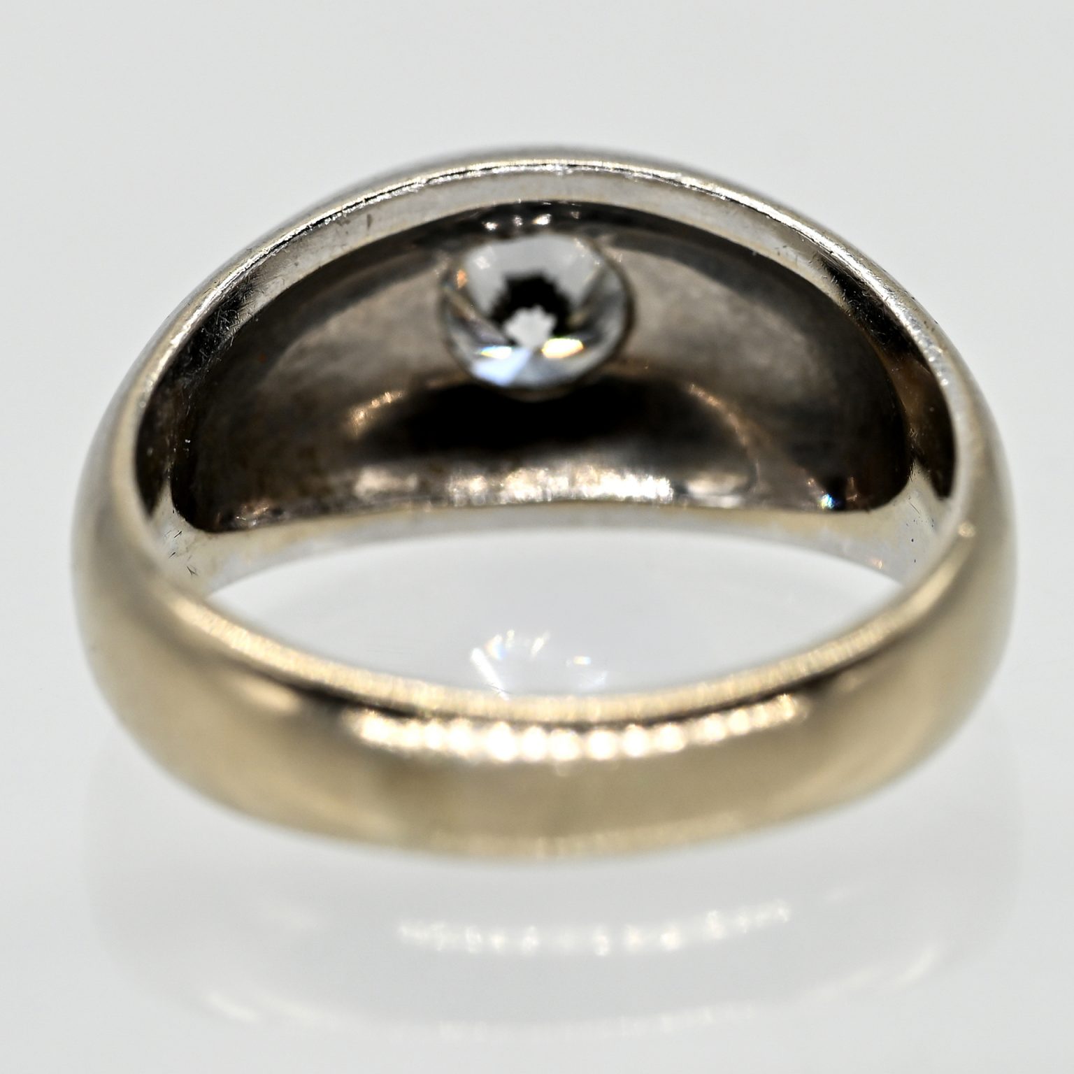 Fotos für Onlinekatalog zur 99. Auktion am  08.03.2026