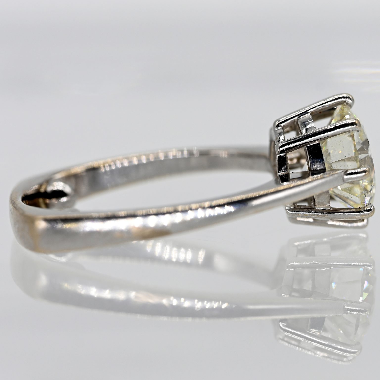 Fotos für Onlinekatalog zur 99. Auktion am  08.03.2026