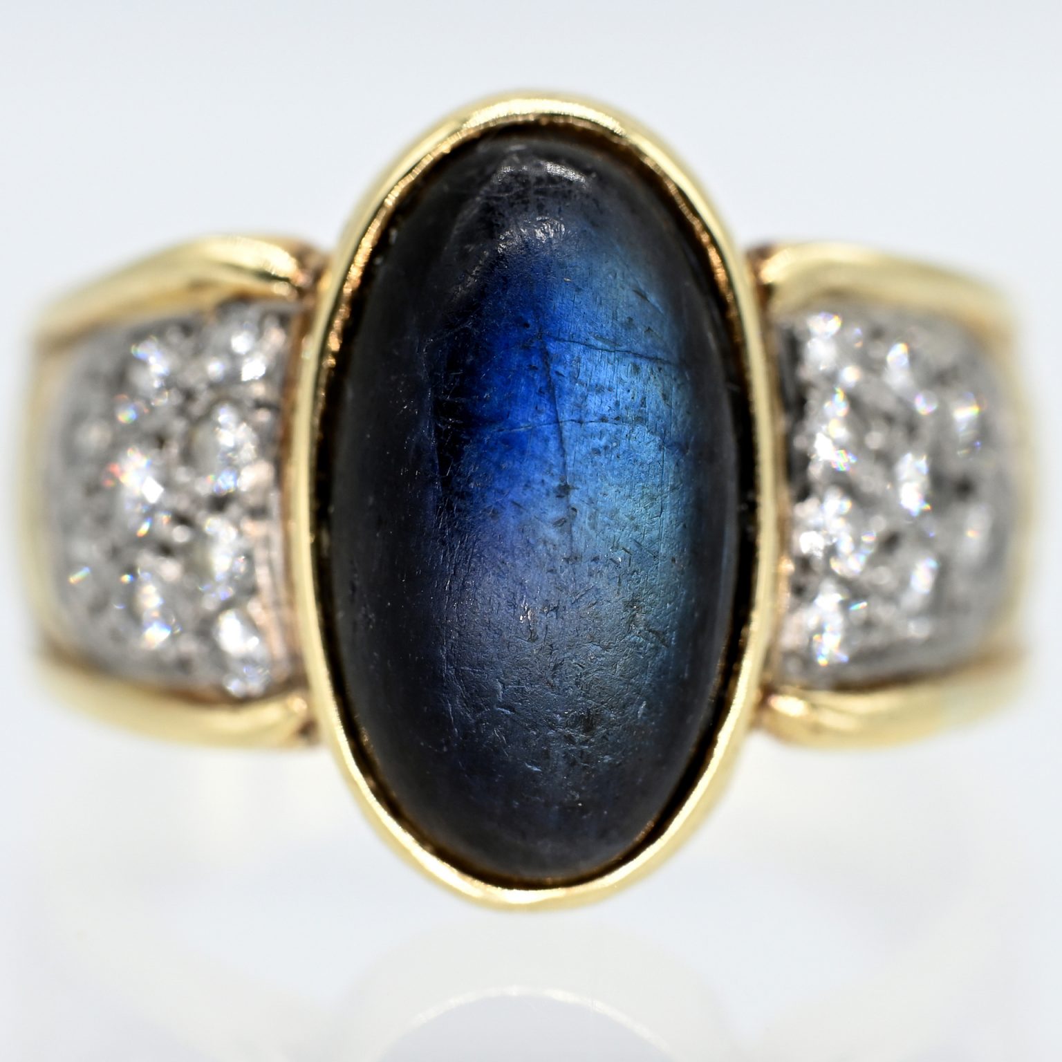 Fotos für Onlinekatalog zur 99. Auktion am  08.03.2026