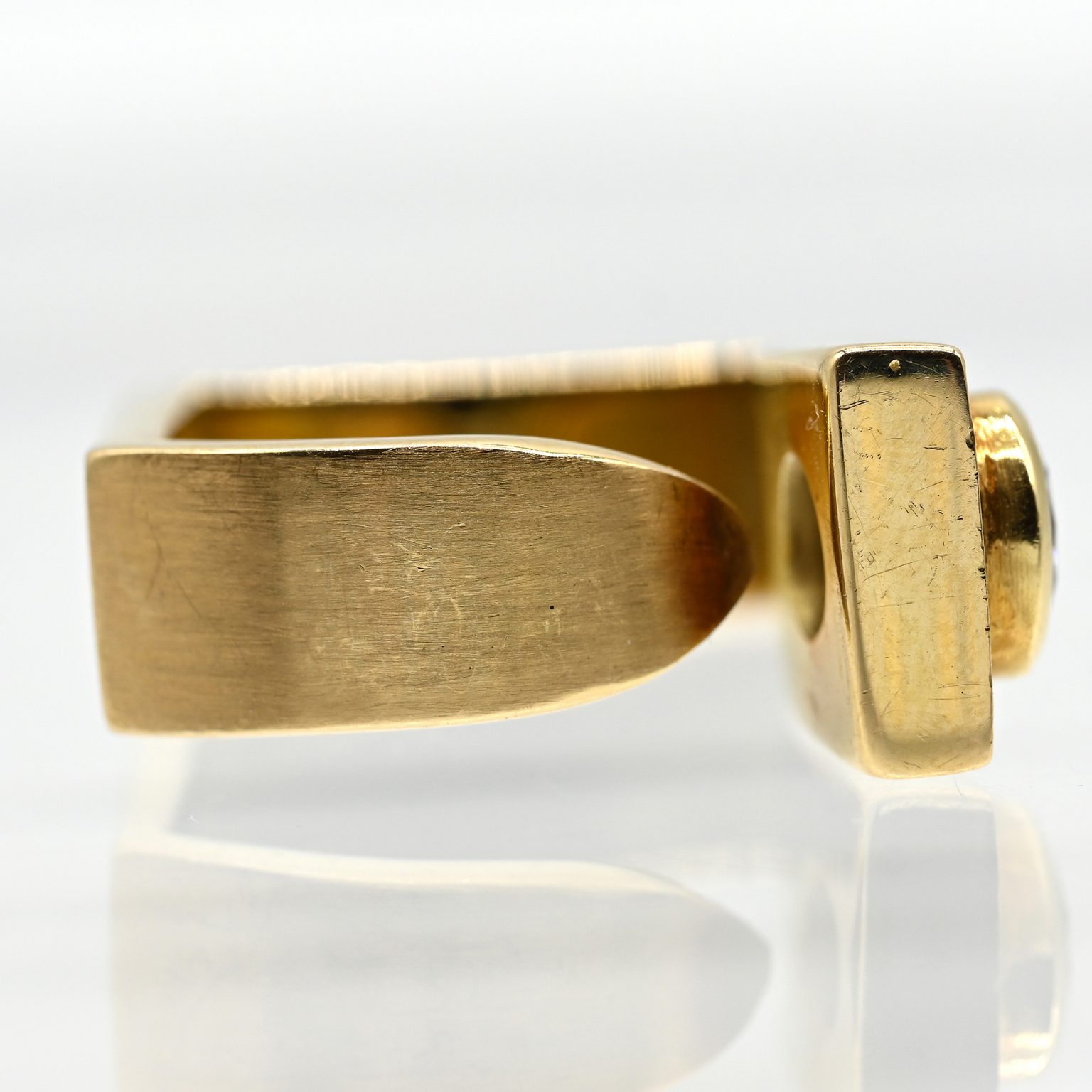 Fotos für Onlinekatalog zur 99. Auktion am  08.03.2026