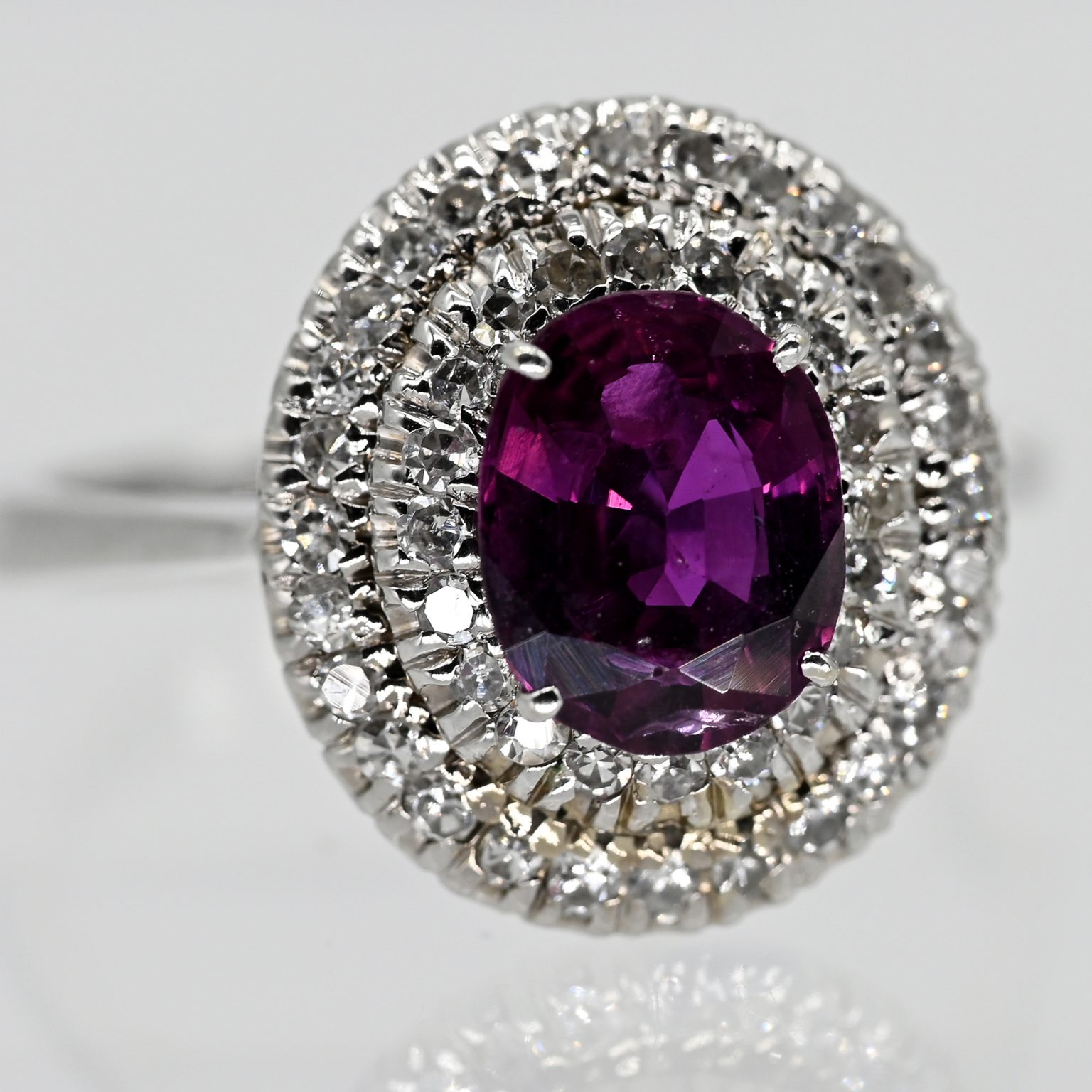 Fotos für Onlinekatalog zur 99. Auktion am  08.03.2026