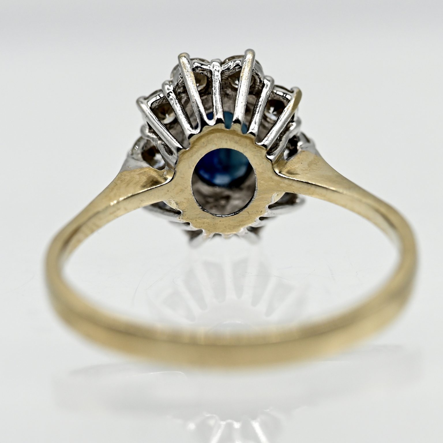 Fotos für Onlinekatalog zur 99. Auktion am  08.03.2026