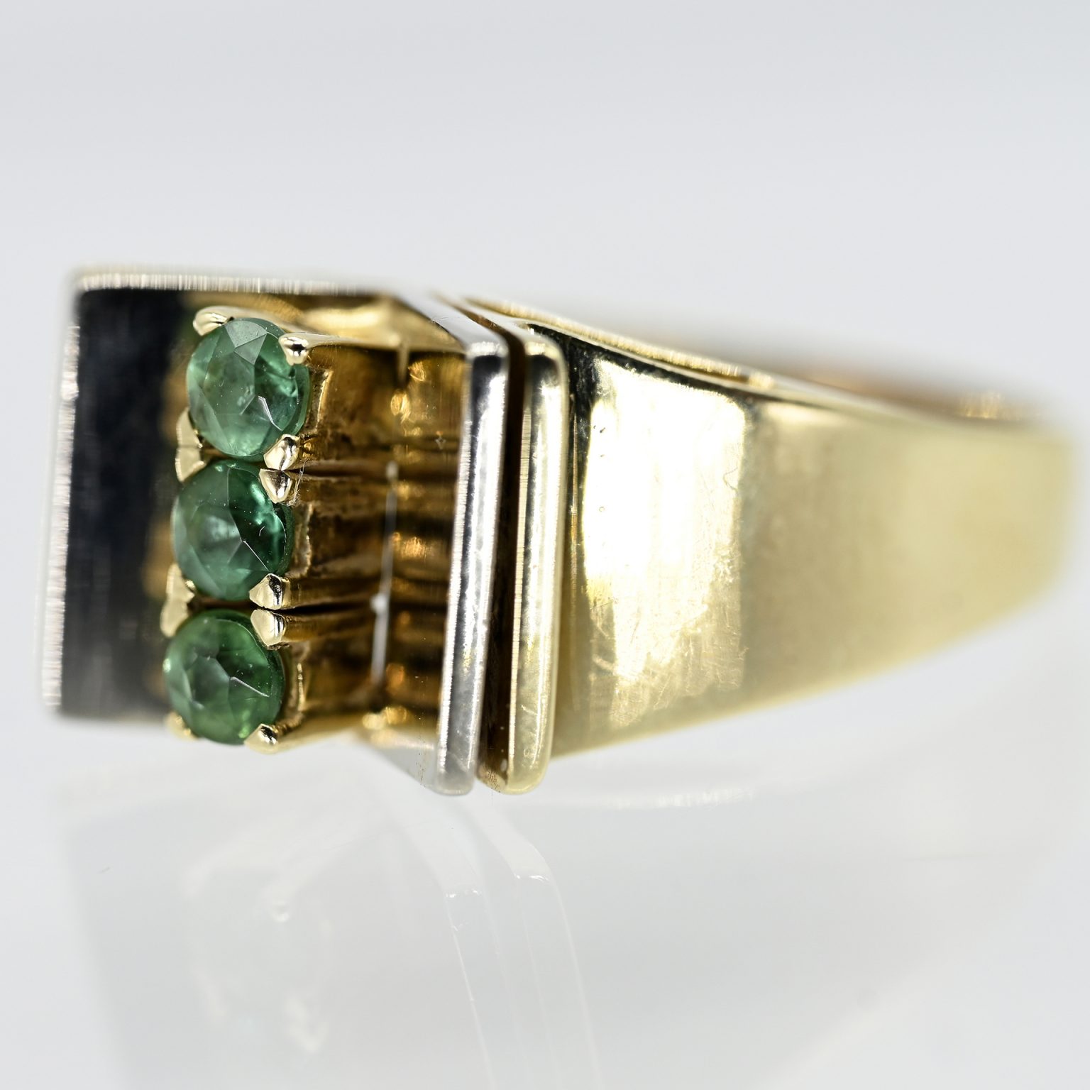 Fotos für Onlinekatalog zur 99. Auktion am 08.03.2026