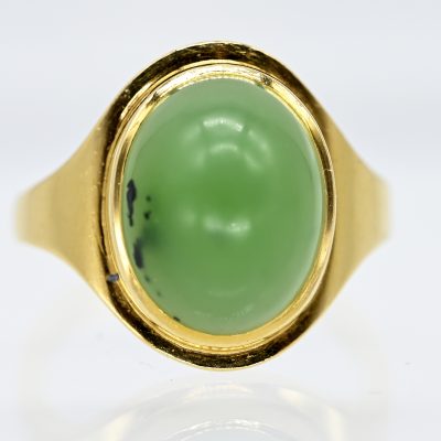 Los Nr. 164 Ring mit grünem Jade-Cabochon, 90er Jahre