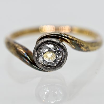 Los Nr. 166 Solitärring mit Diamant, ca. 0,4 ct, 1. Hälfte 20. Jh.