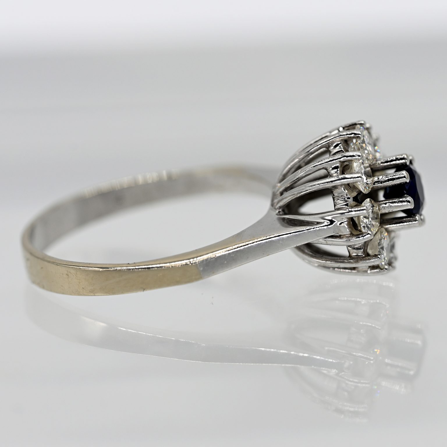 Fotos für Onlinekatalog zur 99. Auktion am 08.03.2026