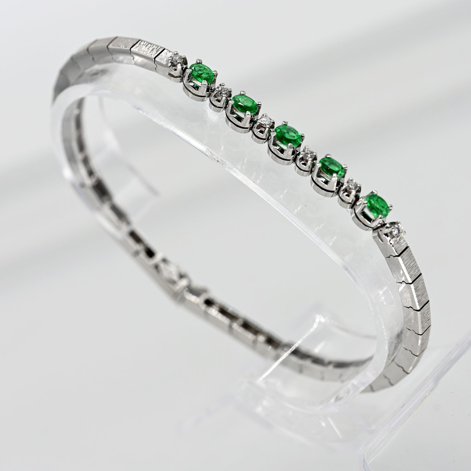 Fotos für Onlinekatalog zur 99. Auktion am 08.03.2026