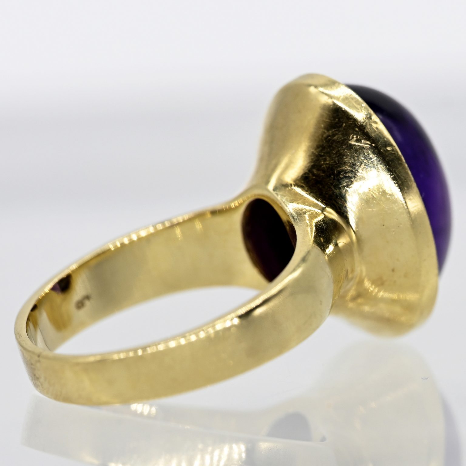 Fotos für Onlinekatalog zur 99. Auktion am  08.03.2026