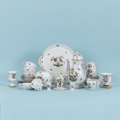 Los Nr. 198 Kaffee- und Teeservice für 7 Personen mit Dekor „Rothschild“, Herend, Ungarn, 20. Jahrhundert