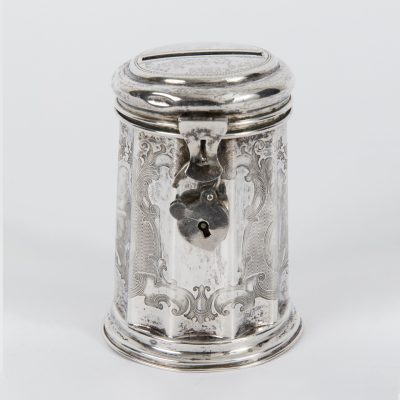 Los Nr. 250 Münzdose mit Watteauszenerie, um 1900