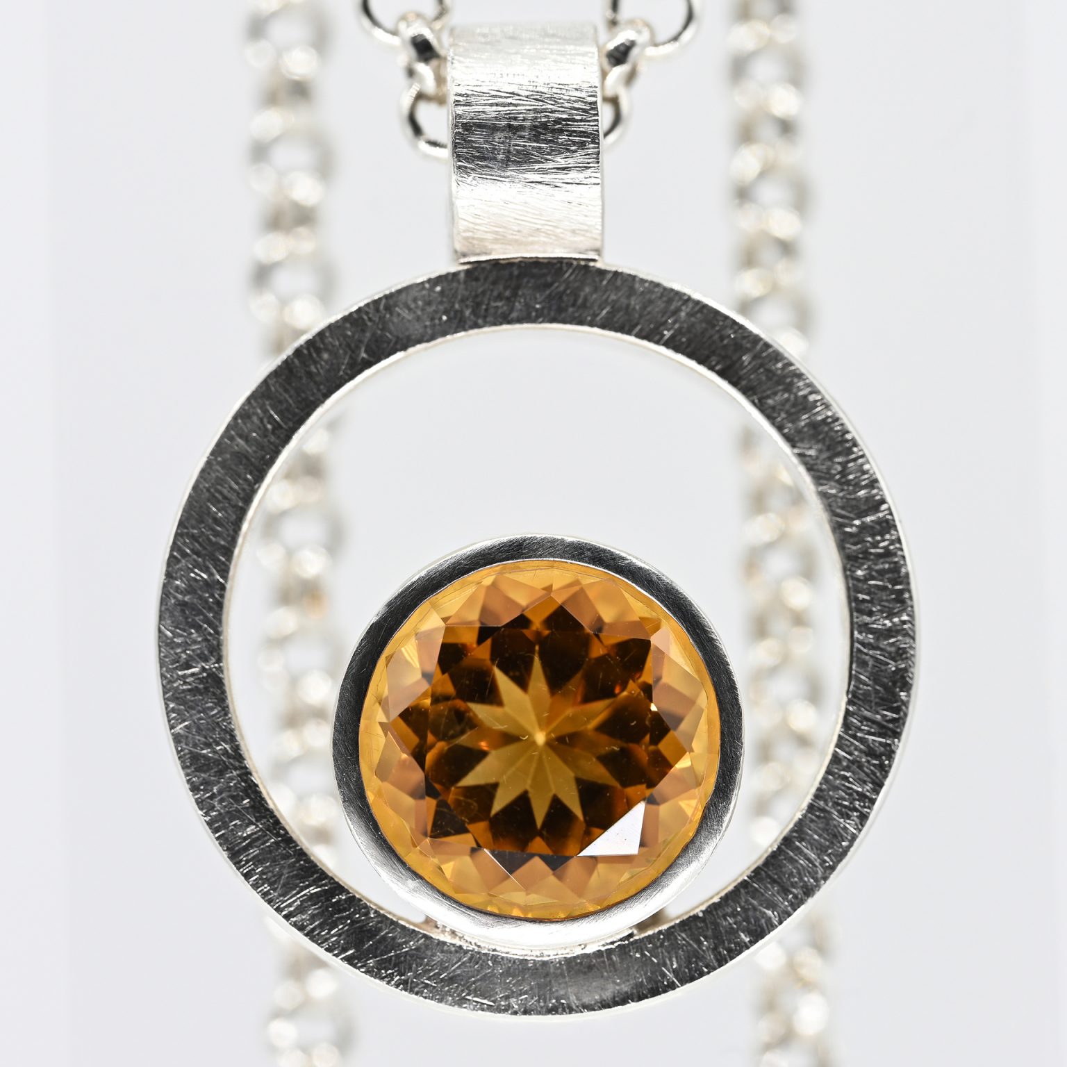 Fotos für Onlinekatalog zur 99. Auktion am 08.03.2026