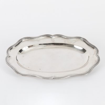 Los Nr. 266 Ovales Chippendale-Tablett, um 1900