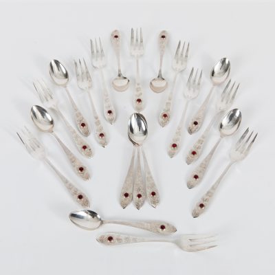 Los Nr. 267 20-tlg. Konvolut Kuchengabeln und Teelöffel im Friesenmuster, Robbe & Berking, Flensburg, 20. Jh.