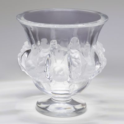 Los Nr. 297 Kristallvase „Dampierre“, nach Entwurf von Marc Lalique aus 1948, Lalique, Paris, Frankreich, 20. Jh.