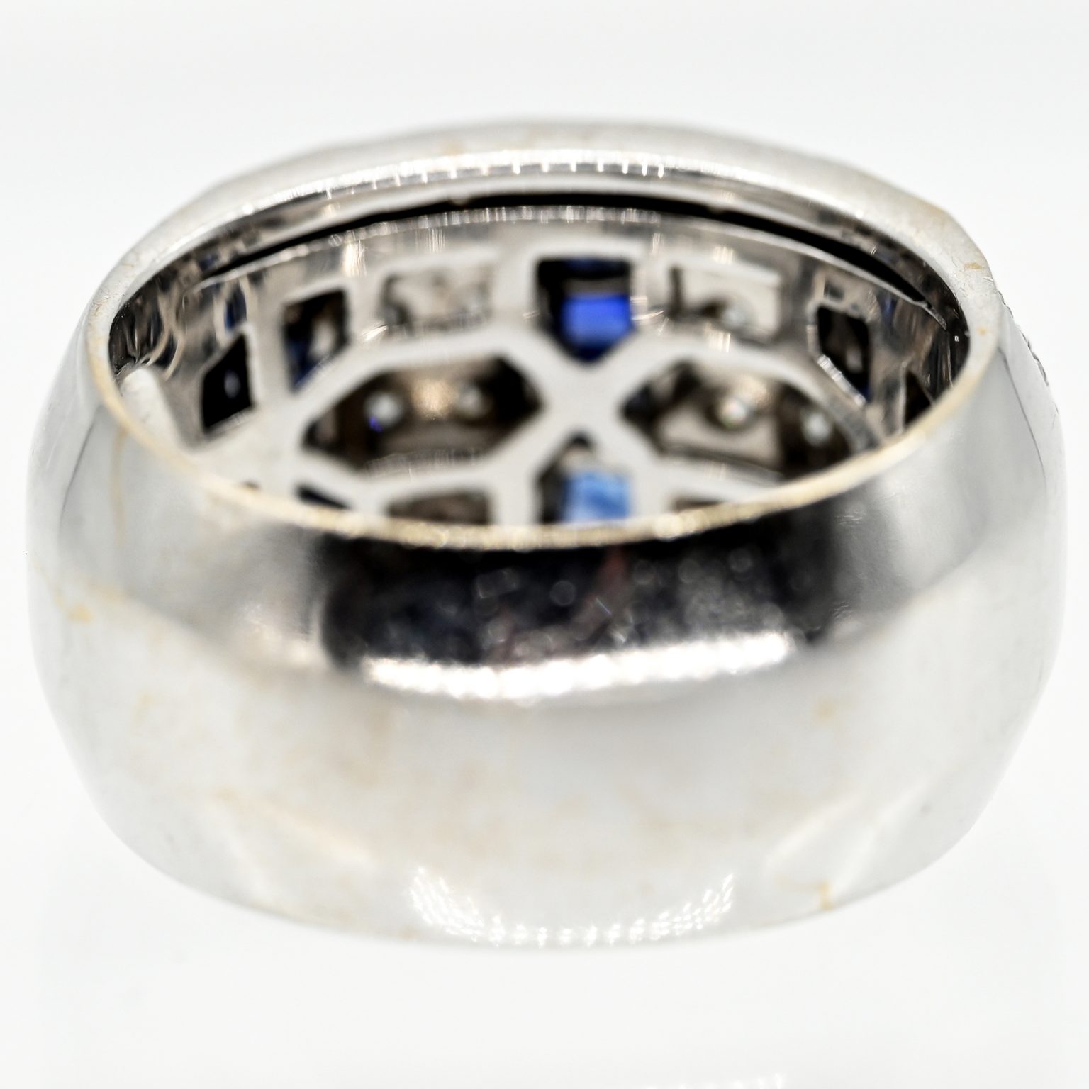 Fotos für Onlinekatalog zur 99. Auktion am  08.03.2026