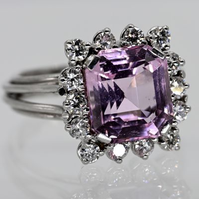 Los Nr. 054 Cocktailring mit Morganit ca. 5 ct und 14 Brillanten, zus. ca. 0,9 ct, Juwelierarbeit, 90er Jahre