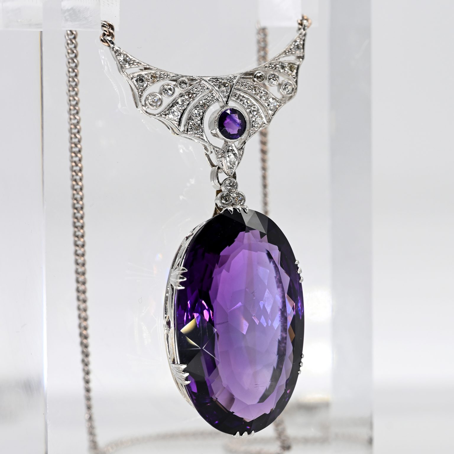 Fotos für Onlinekatalog zur 99. Auktion am 08.03.2026