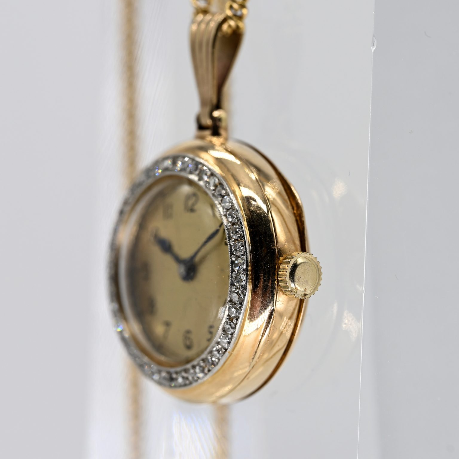 Fotos für Onlinekatalog zur 99. Auktion am 08.03.2026