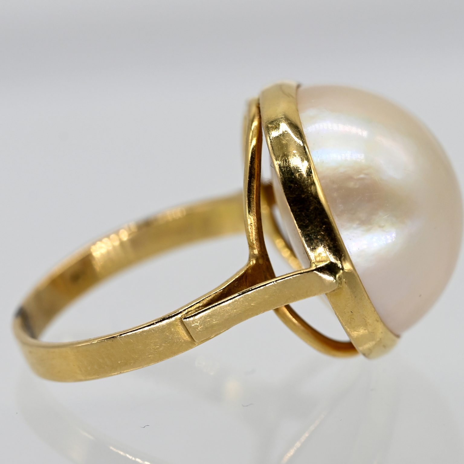 Fotos für Onlinekatalog zur 99. Auktion am  08.03.2026