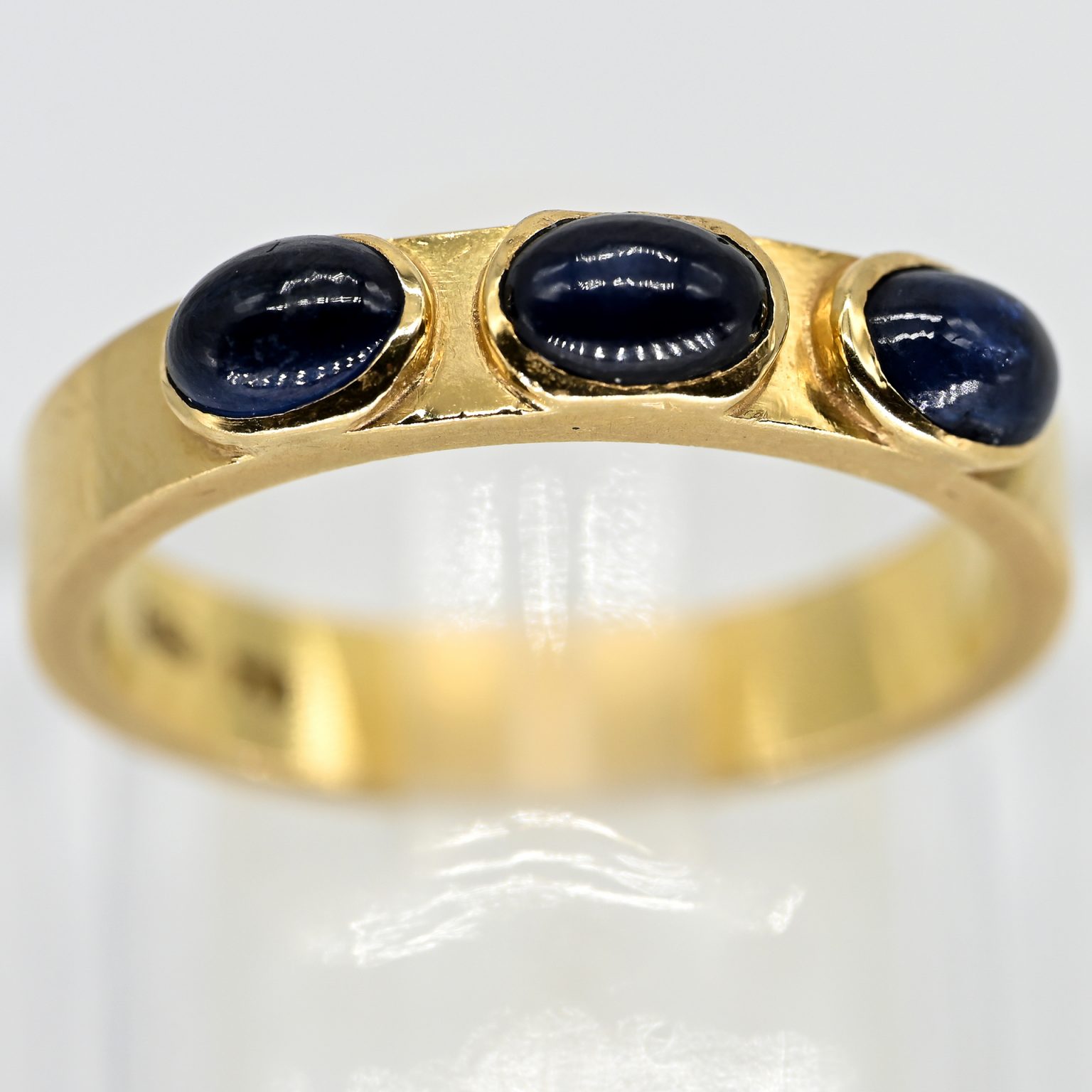 Fotos für Onlinekatalog zur 99. Auktion am  08.03.2026