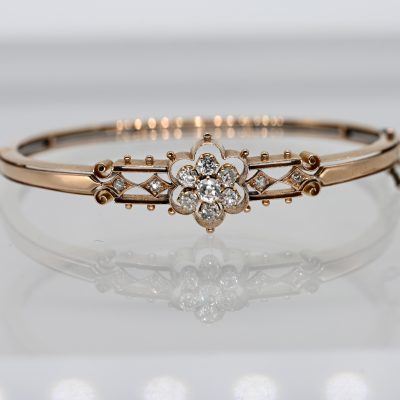 Los Nr. 085 Armreif mit 11 Altschliff-Diamanten, zus. ca. 0,7 ct, um 1900