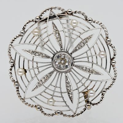 Los Nr. 009 Edwardianische Filigranbrosche in Blütenform mit Altschliffdiamanten und Orientperlen, Goldschmiedearbeit, um 1910