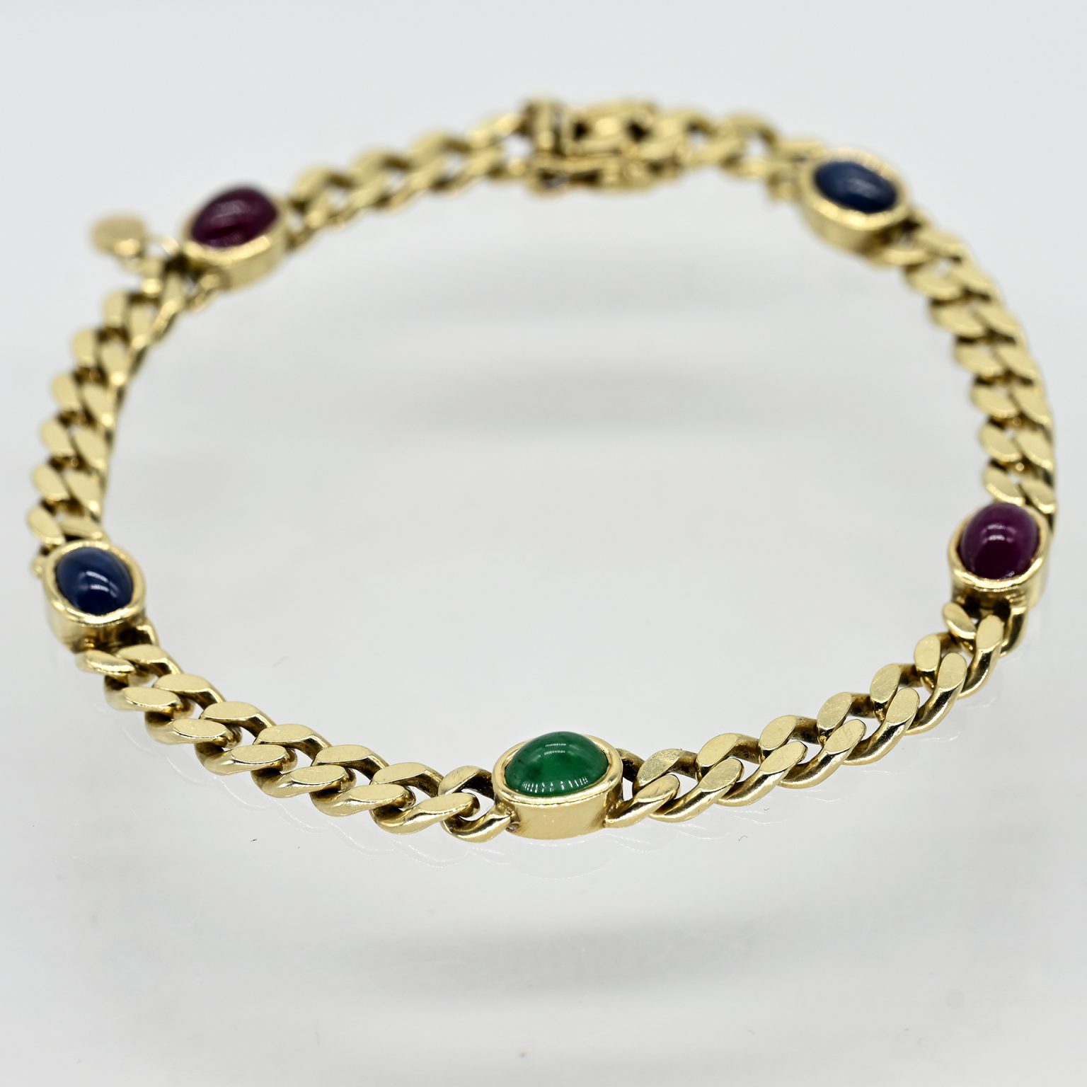 Fotos für Onlinekatalog zur 99. Auktion am 08.03.2026