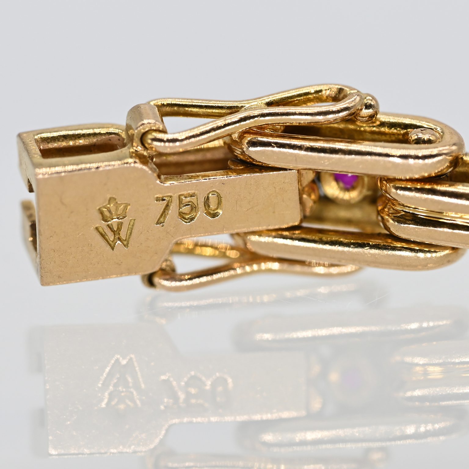 Fotos für Onlinekatalog zur 99. Auktion am 08.03.2026