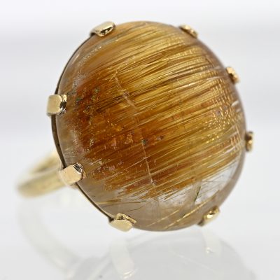 Los Nr. 097 Ring mit Rutil-Quarz-Cabochon, Goldschmiedearbeit, 90er Jahre